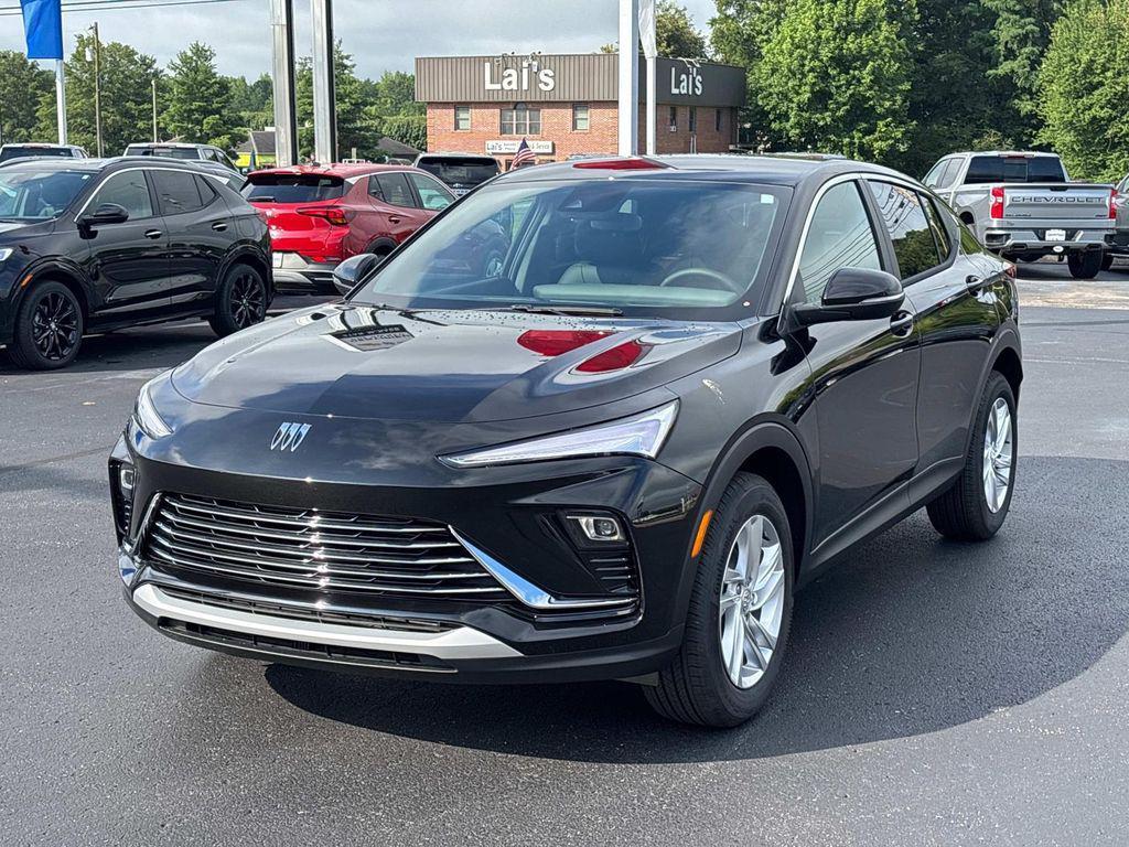 new 2025 Buick Envista car, priced at $24,435