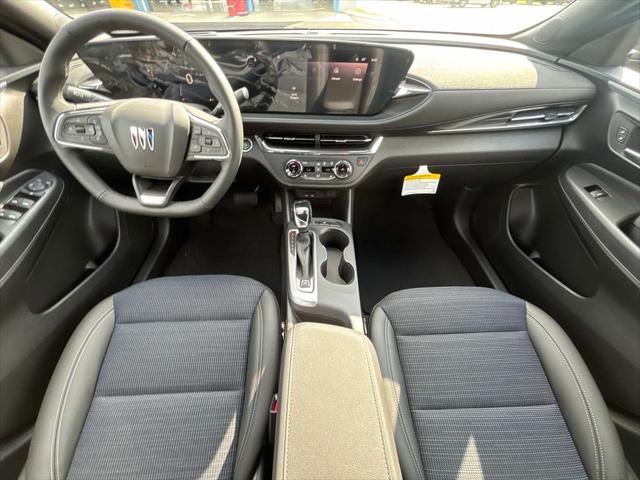 new 2025 Buick Envista car, priced at $25,935