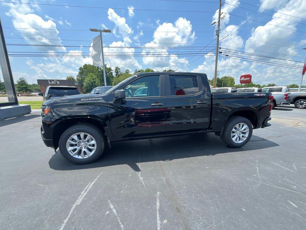 new 2025 Chevrolet Silverado 1500 car, priced at $42,735