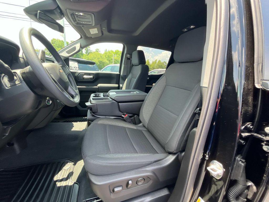 new 2025 Chevrolet Silverado 1500 car, priced at $42,735