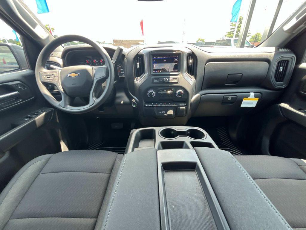 new 2025 Chevrolet Silverado 1500 car, priced at $42,735