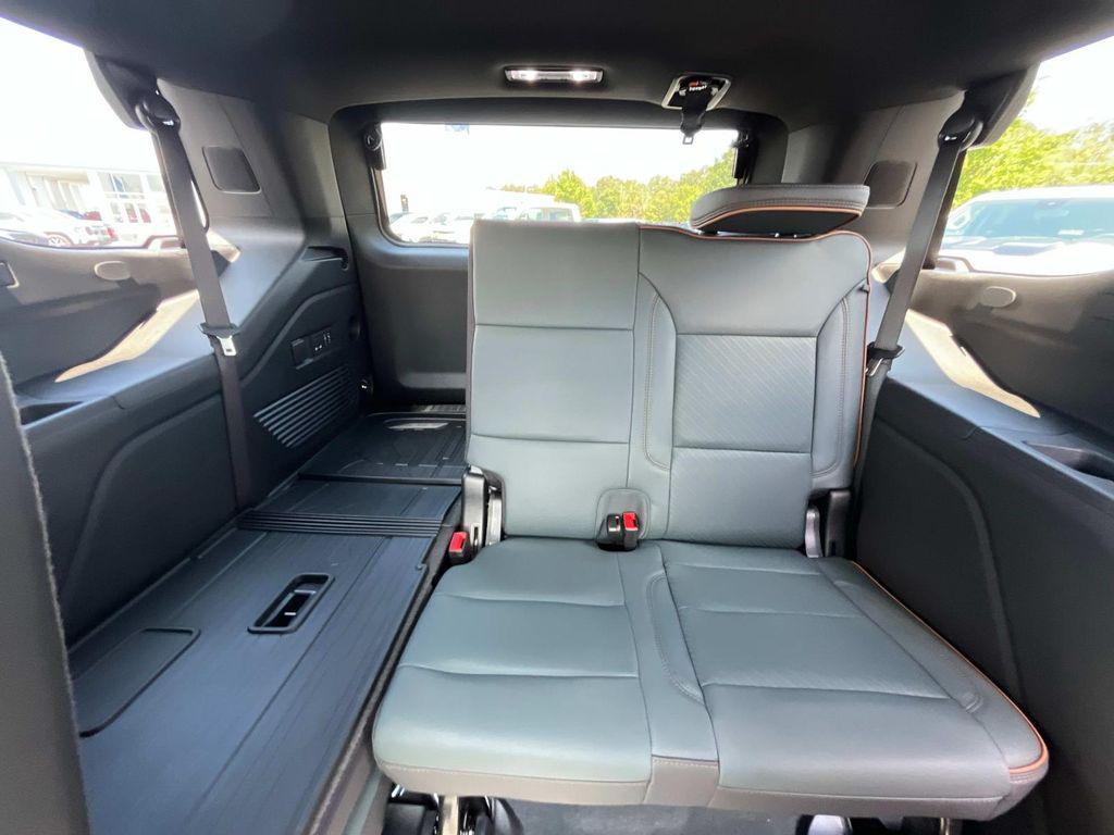 new 2025 GMC Yukon car, priced at $79,255