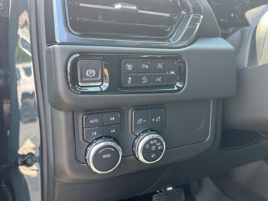 new 2025 GMC Yukon car, priced at $79,255