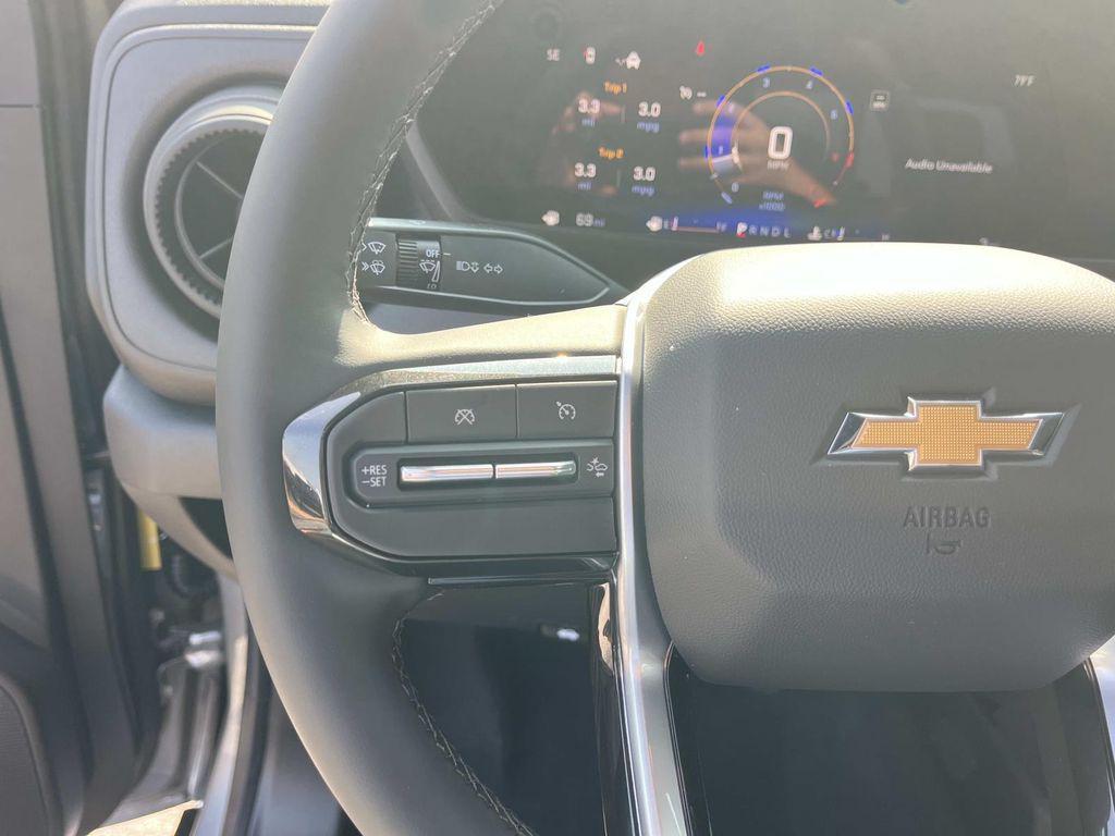 new 2026 Chevrolet Colorado car, priced at $33,135