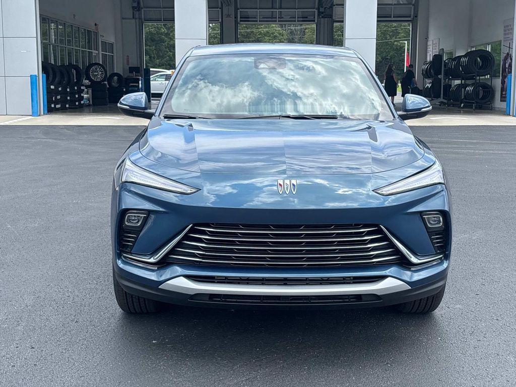new 2025 Buick Envista car, priced at $23,935