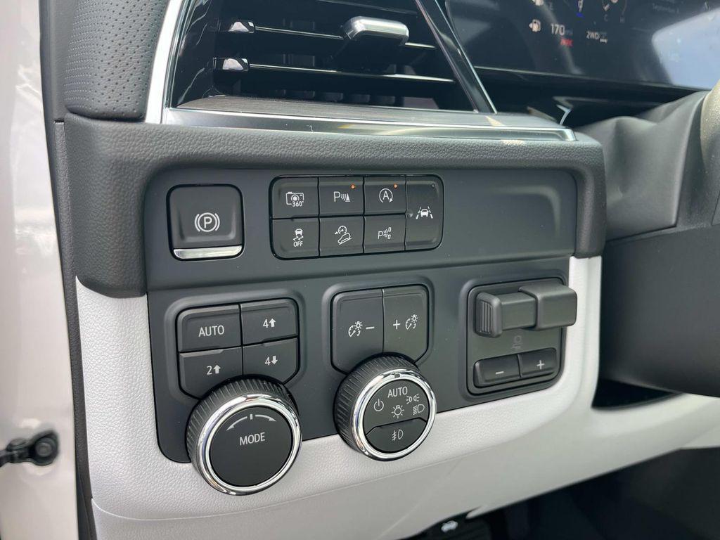 new 2025 Chevrolet Tahoe car, priced at $78,805