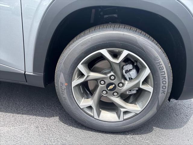 new 2025 Chevrolet Trax car, priced at $23,240