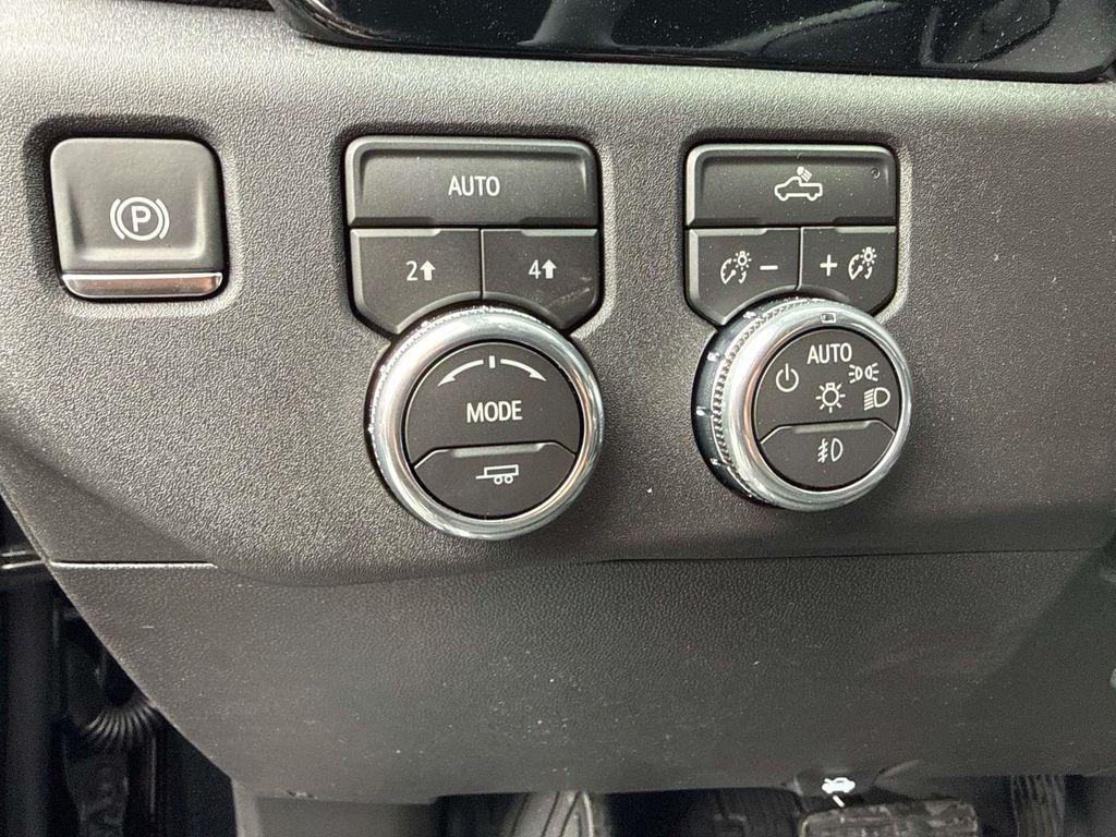 new 2026 GMC Sierra 1500 car, priced at $45,200