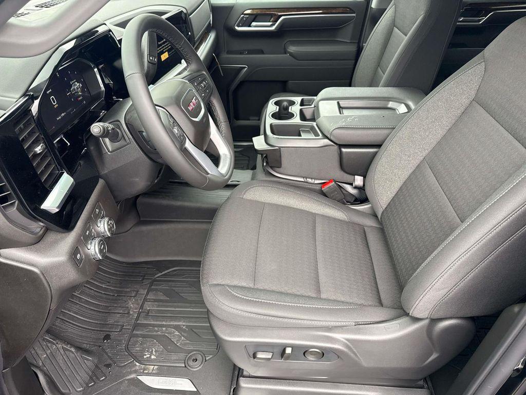 new 2026 GMC Sierra 1500 car, priced at $45,200