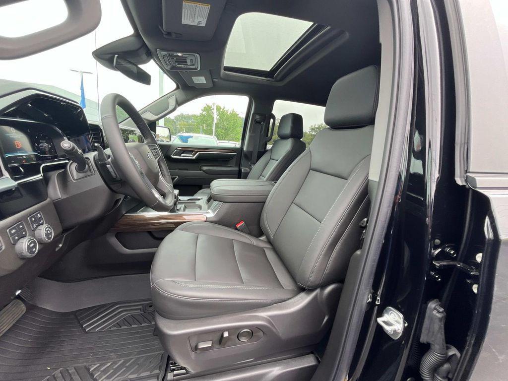 new 2025 Chevrolet Silverado 1500 car, priced at $59,155