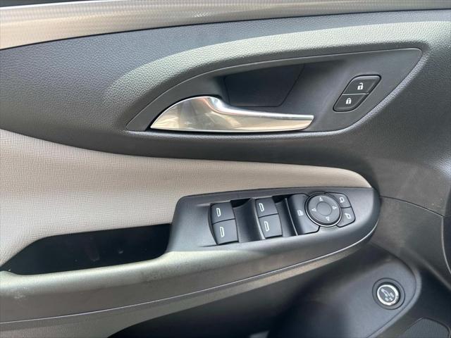 new 2025 Buick Envista car, priced at $27,985