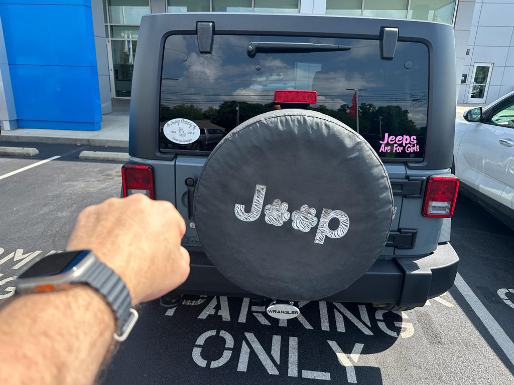 used 2015 Jeep Wrangler Unlimited car, priced at $24,160