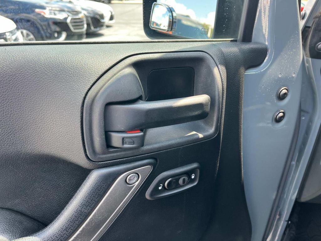 used 2015 Jeep Wrangler Unlimited car, priced at $23,990