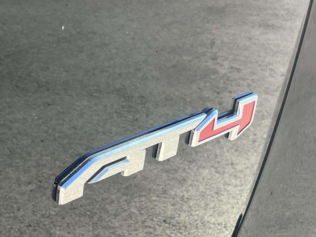 used 2021 GMC Canyon car, priced at $28,340