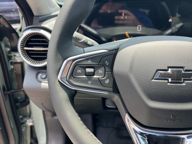 new 2025 Chevrolet Trax car, priced at $26,400