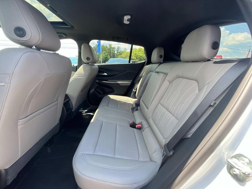 new 2025 Buick Envista car, priced at $30,185