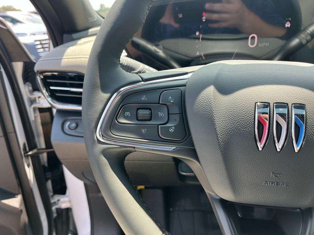 new 2025 Buick Envista car, priced at $30,185