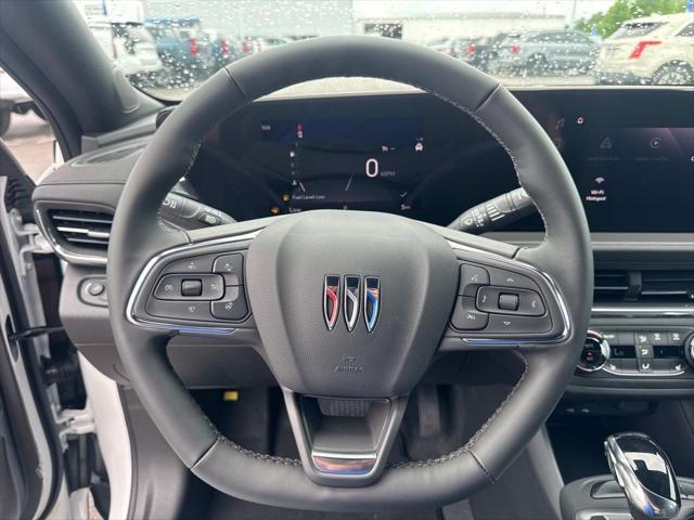 new 2025 Buick Envista car, priced at $24,140