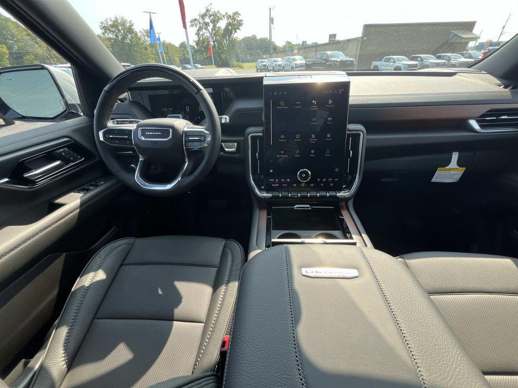 new 2025 GMC Yukon car, priced at $93,670