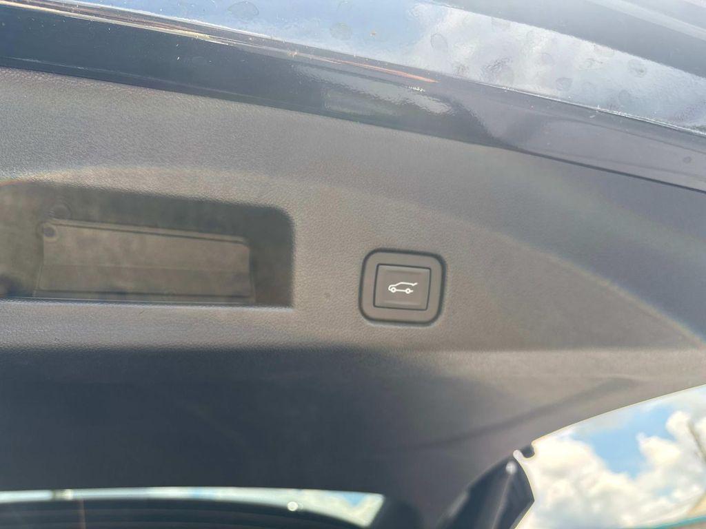 new 2025 Buick Enclave car, priced at $41,560