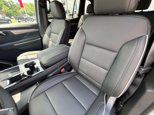 new 2025 Buick Enclave car, priced at $44,060