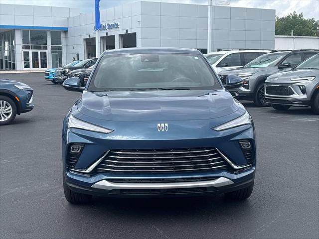 new 2025 Buick Envista car, priced at $24,635
