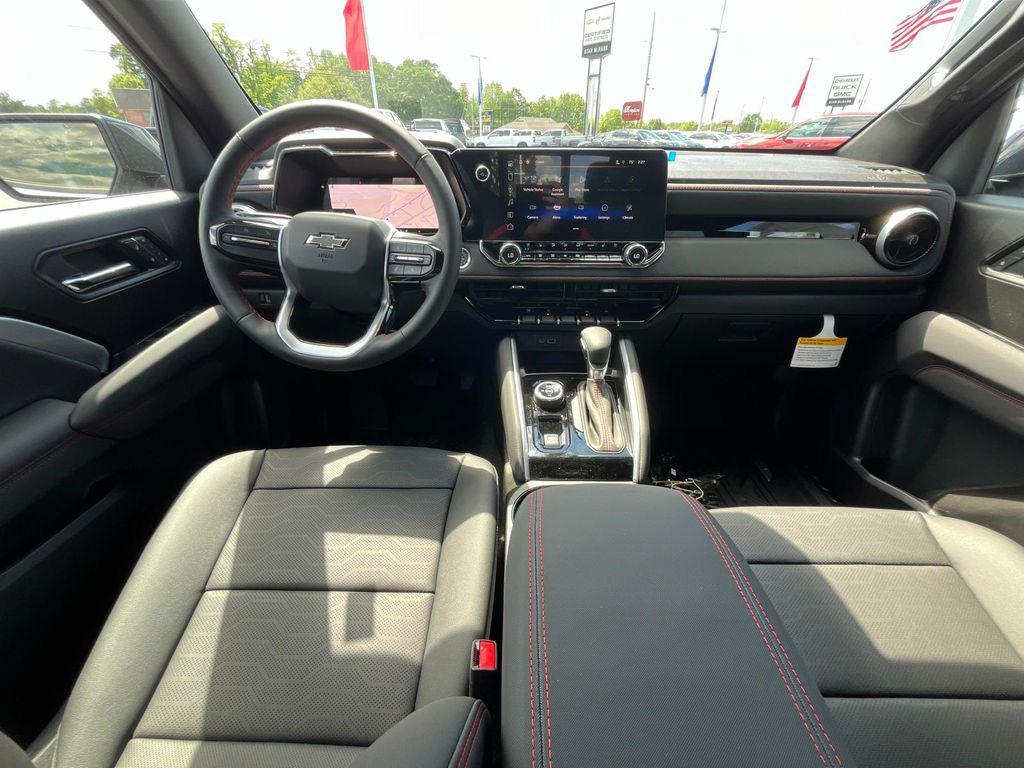 new 2025 Chevrolet Colorado car, priced at $44,040
