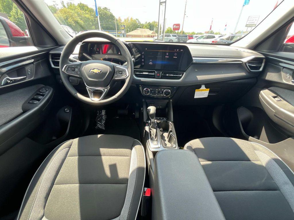 new 2026 Chevrolet TrailBlazer car, priced at $28,670