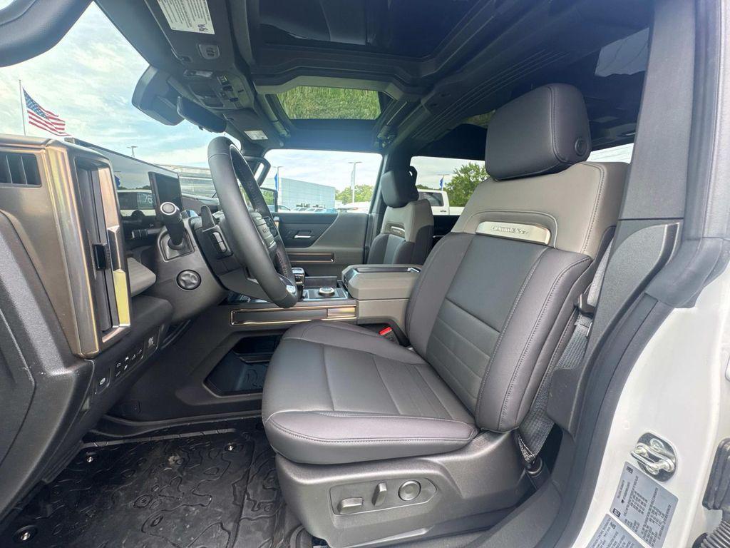 new 2025 GMC HUMMER EV Pickup car, priced at $94,745