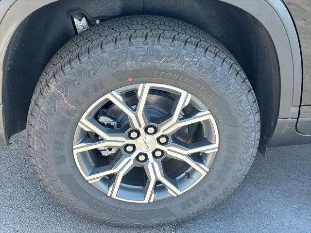 new 2025 GMC Acadia car, priced at $55,090