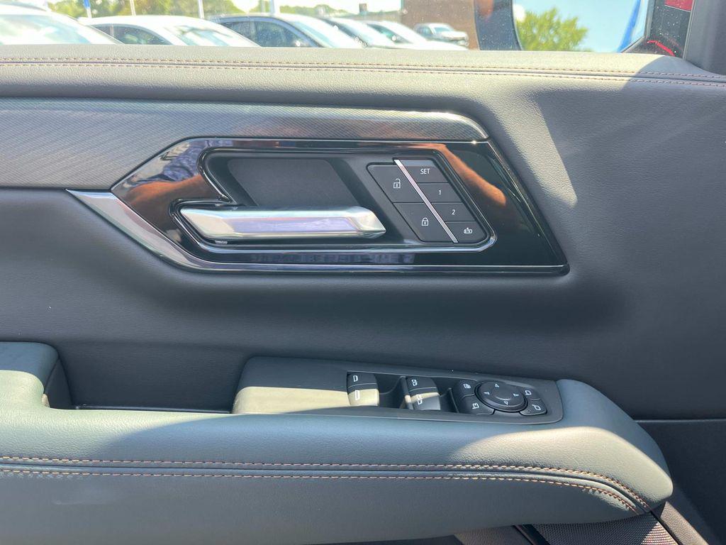new 2025 GMC Yukon car, priced at $92,185