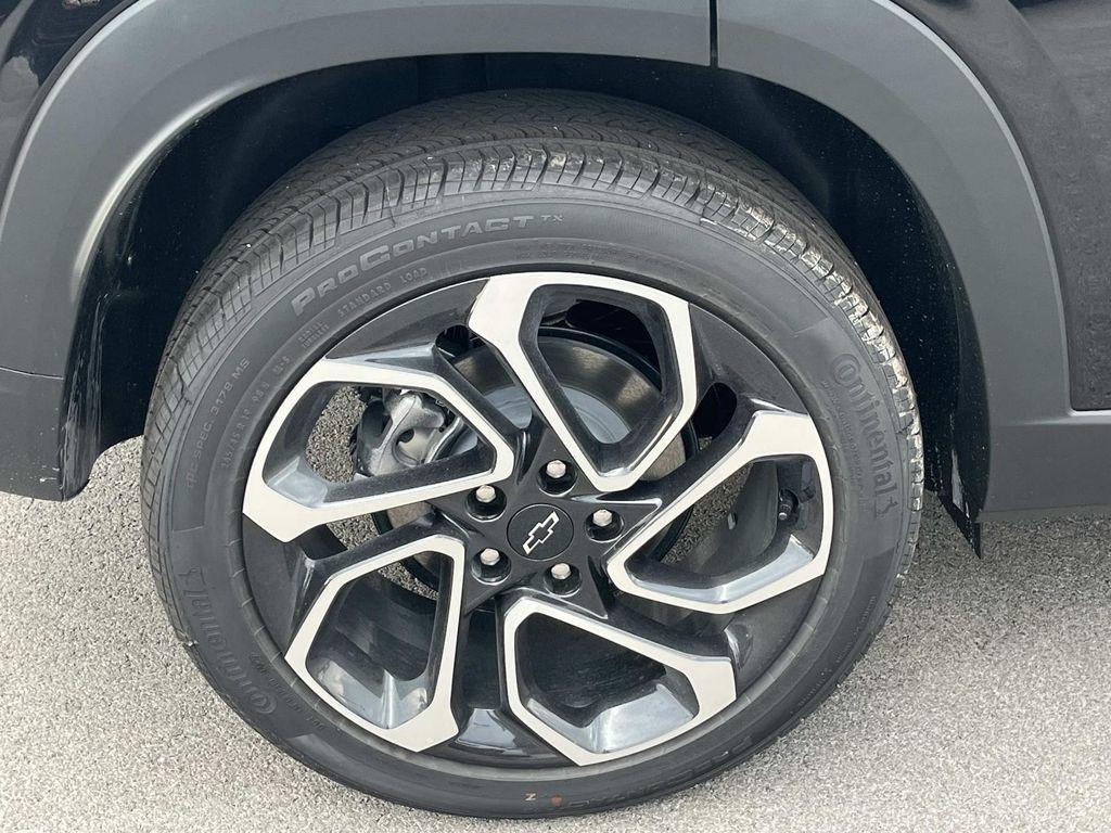 new 2026 Chevrolet Trax car, priced at $27,755