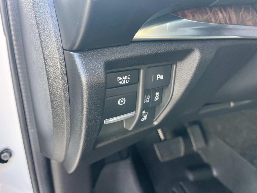 used 2019 Acura MDX car, priced at $25,174