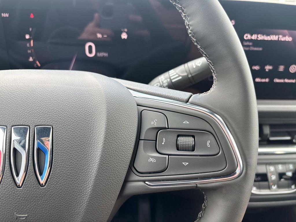 new 2025 Buick Envista car, priced at $23,935