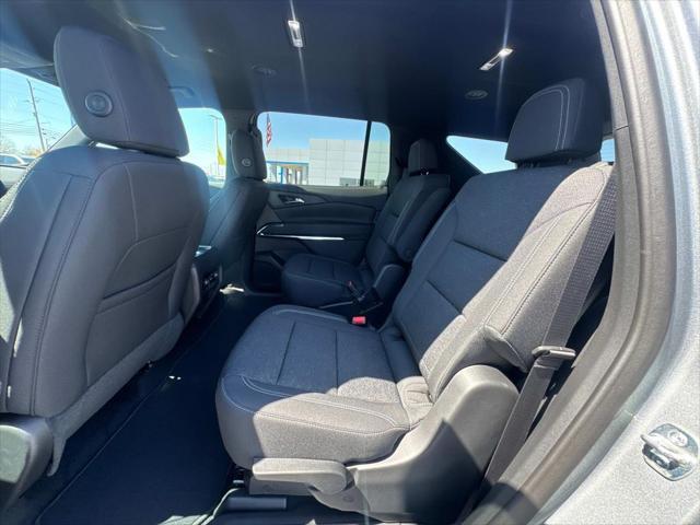 new 2025 Chevrolet Traverse car, priced at $42,095