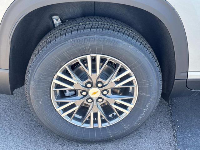 new 2025 Chevrolet Traverse car, priced at $42,095