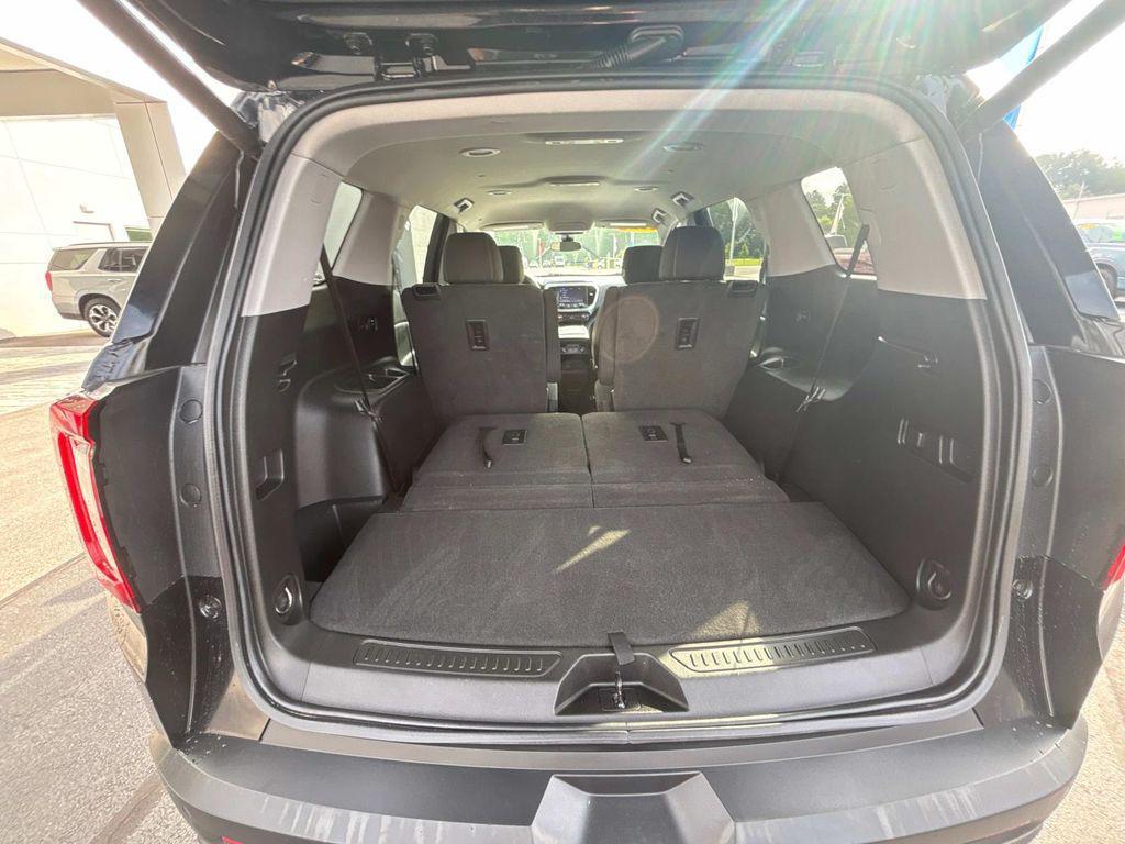 used 2023 GMC Acadia car, priced at $27,990