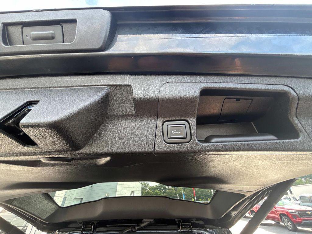 used 2023 GMC Acadia car, priced at $27,990