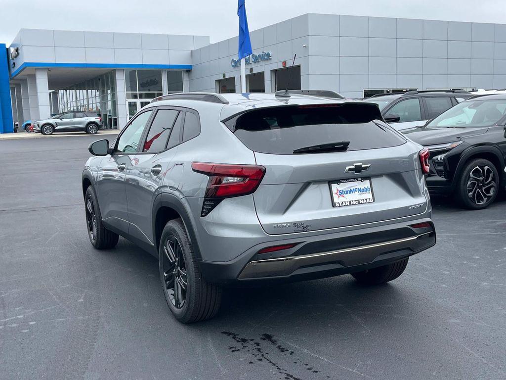 new 2025 Chevrolet Trax car, priced at $26,955