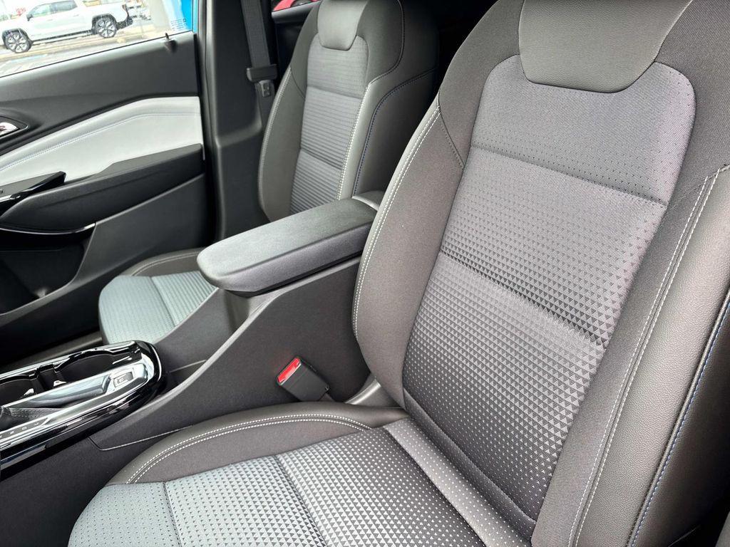 new 2025 Chevrolet Trax car, priced at $23,635