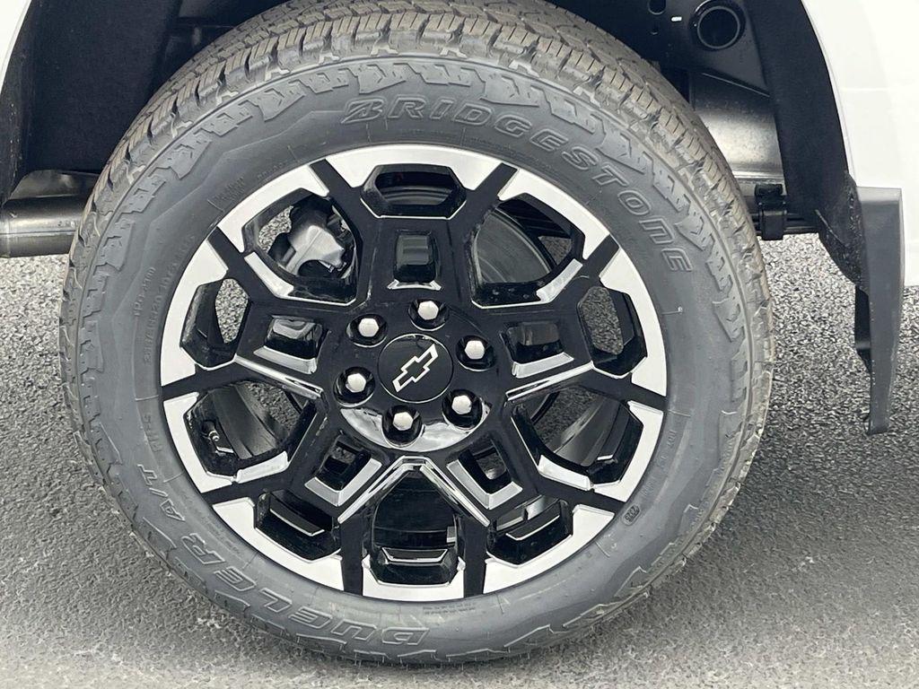 new 2026 Chevrolet Colorado car, priced at $48,980