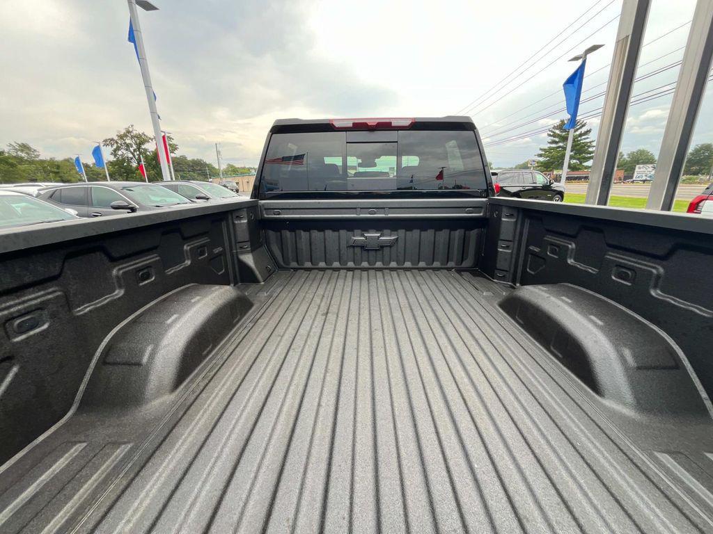 new 2025 Chevrolet Silverado 2500 car, priced at $75,215