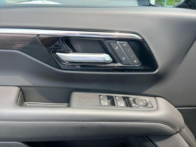 new 2025 Chevrolet Suburban car, priced at $82,710