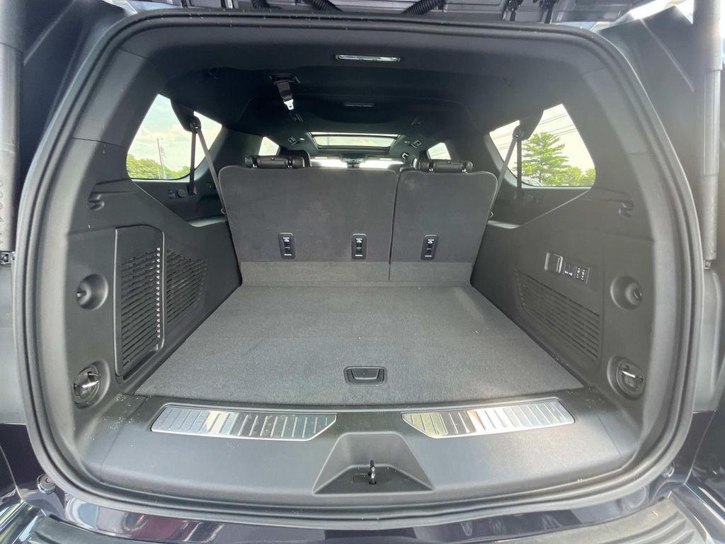new 2025 Chevrolet Suburban car, priced at $75,210
