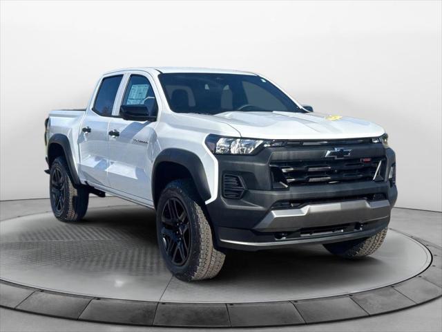 new 2024 Chevrolet Colorado car, priced at $40,990