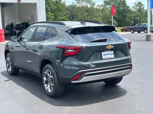 new 2025 Chevrolet Trax car, priced at $24,035