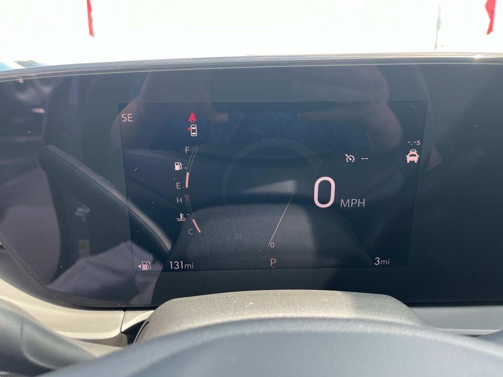 new 2025 Buick Envista car, priced at $23,440