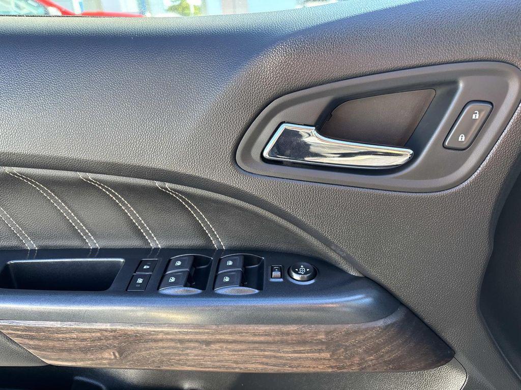 used 2021 GMC Canyon car, priced at $31,990