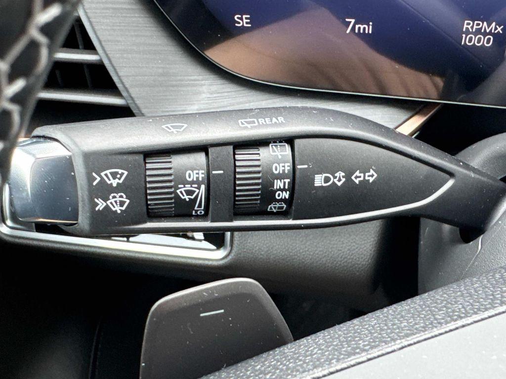new 2025 Buick Envision car, priced at $36,935