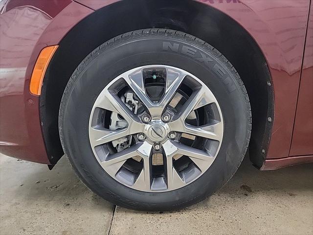 used 2023 Chrysler Pacifica car, priced at $40,821